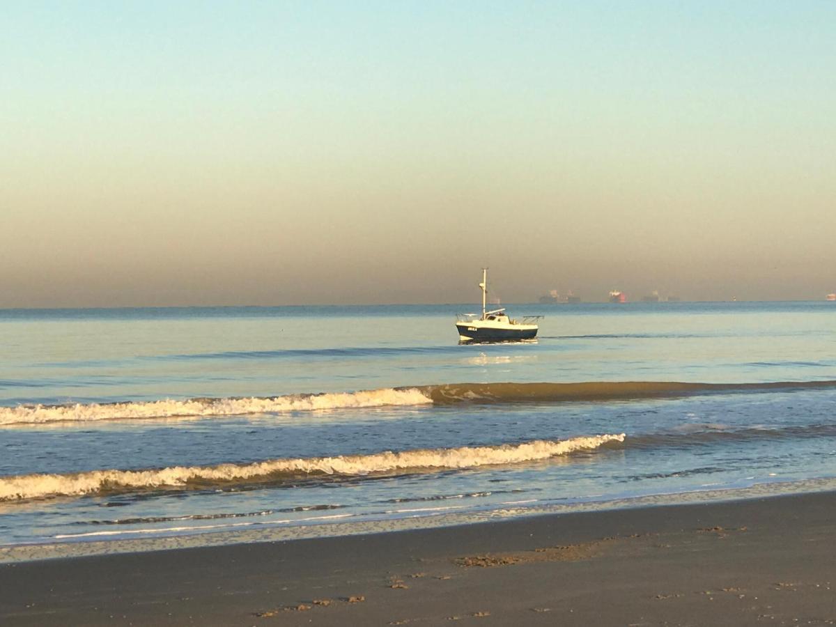 Boutique Hide & Seek, Bed & Beach Bed & Breakfast Haag Eksteriør bilde